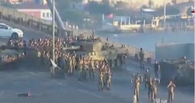 Turska: Pritvor za više od 6.000 ljudi zbog pokušaja puča