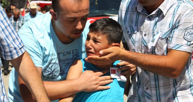 Turska se oprašta od žrtava puča: Održane komemoracije i klanjane dženaze