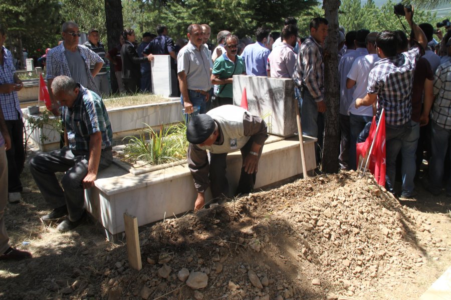 turska-sahrana-puc2-jpg