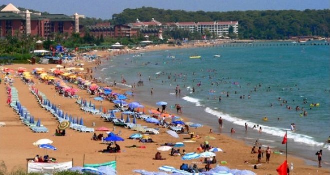 Bosance ni puč ne može zaustaviti: Hvale Jadran, ali hrle na turska ljetovališta!