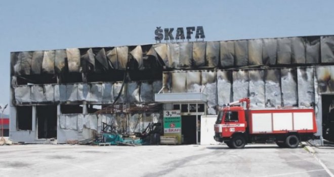 Vlasnik pojasnio: Objekt 'Škafe' bio osiguran, roba, vozila i oprema nisu