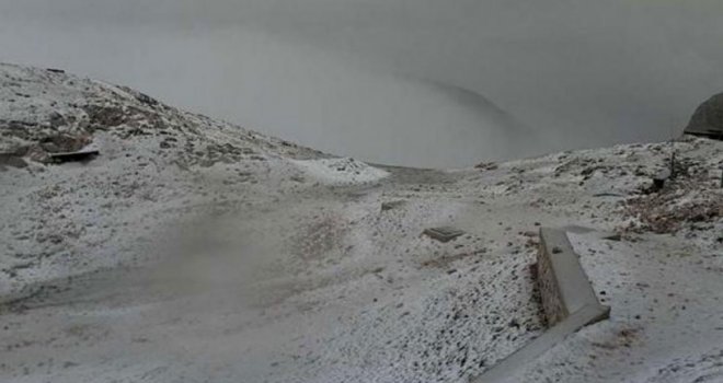 U Sloveniji usred ljeta pao snijeg!