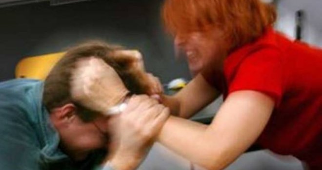 Podgoričanka prebila muža: Razbila mu čašu o glavu, pa dohvatila kuhinjski nož...