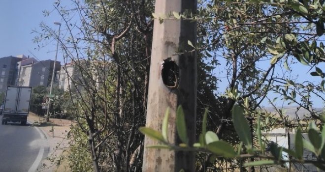 'Rat s radarima' u Mostaru: Zoljom pogođen stub s policijskom nadzornom kamerom