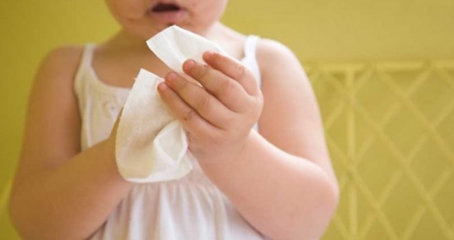 Oprez: Pronađene bakterije u vlažnim maramicama uvezenim iz Makedonije