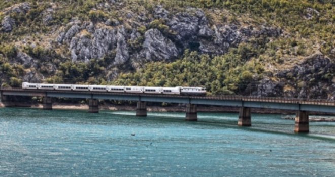 Iz Željeznica FBiH tvrde: Nije tačno da su ugroženi životi putnika i naših uposlenika, a istina je da... 
