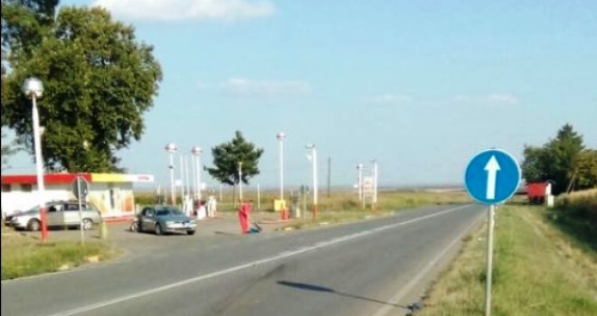 Status Novosađanke potresao internet: Sijeku mu burmu, držim ga za ruku... blijed, izmučen... Počeo je pakao...