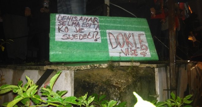 Sarajlije na ulicama: Stotine građana se okupile na mjestu Editine i Selmine pogibije