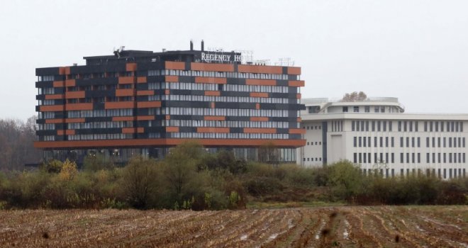 Ko nezakonito gradi na Ilidži hotel 'Regency': Kompanija 'Malak Group' nije kuvajtski investitor!