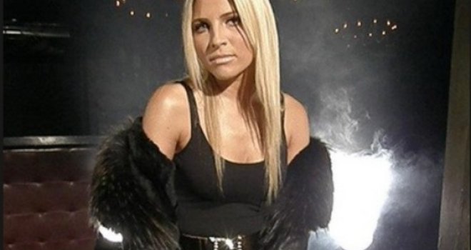 Hrvatska pjevačica progovorila o porodičnoj drami: Uhvatio me za glavu i udario šakom... Vikala sam...