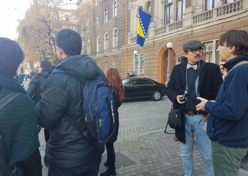 protest-zbog-plocnika-ispred-predsjednistva-4