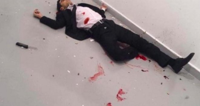 Tvrde da je bio član FETO-a: Turska policija uhapsila majku i sestru ubice ruskog ambasadora