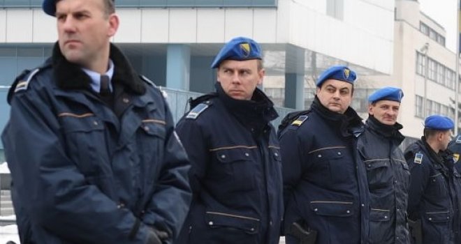 Bh. policija na nogama: Posebne mjere sigurnosti oko dočeka Nove godine 