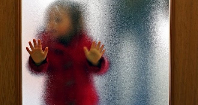 U BiH živi  više od 2.000 djece bez roditeljskog staranja: Želite li postati hraniteljska porodica?