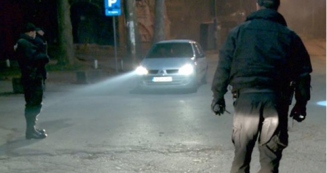 Podletio pod auto: Danas obdukcija tijela dječaka koji je poginuo u Busovači dok se sanjkao