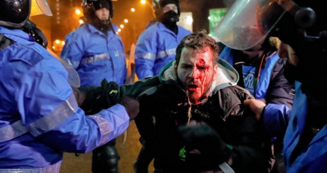 Rumuni rekli DOSTA: Veliki protesti u zemlji protiv korupcije zbog sramotnog dekreta Vlade