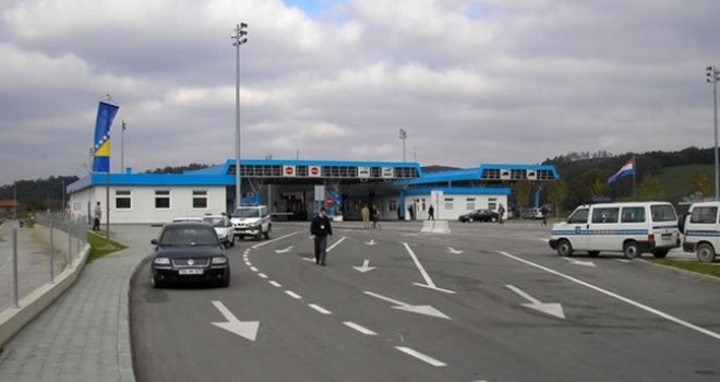 Na graničnom prelazu Kamensko uhapšen hrvatski državljanin zbog ubistva