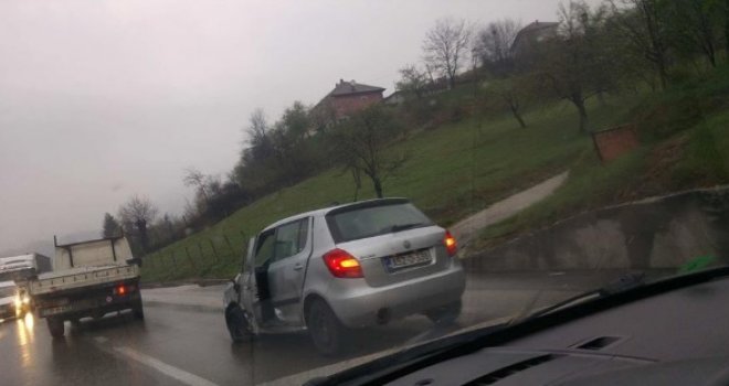 Udes na ulazu u Sarajevo, jedna osoba povrijeđena