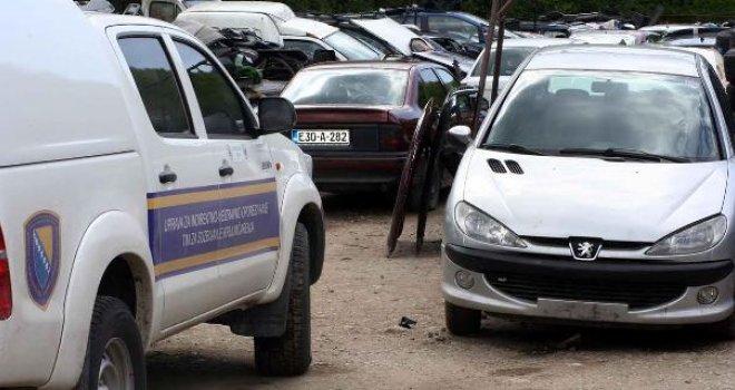 Ukradena vozila pred očima bh. javnosti: Anionimne i besplatne prijave šaljite na ovaj broj... 