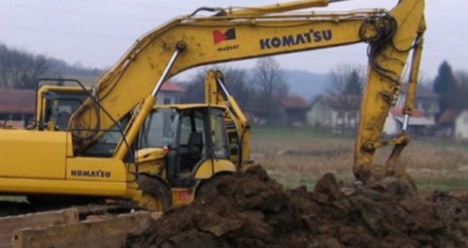 Austrijanac usmrtio radnika iz BiH: Prikliještio ga bagerom uz kameni zid