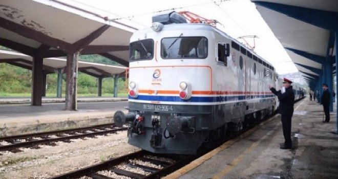 Privremeno obustavljen saobraćaj međuentitetskih vozova za Banju Luku i Bihać