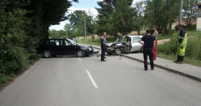 Poljice: U saobraćajnoj nesreći jedna osoba smrtno stradala, tri povrijeđene