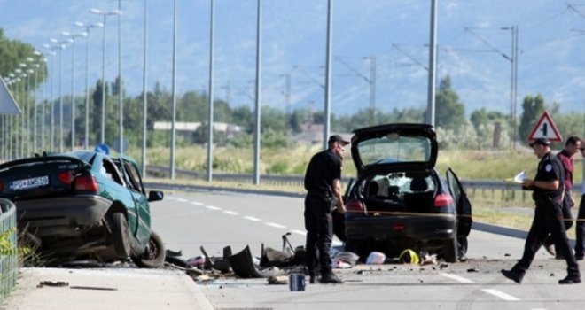 Petoro poginulih u stravičnom udesu kod Podgorice, povrijeđene trudnica i djevojčica