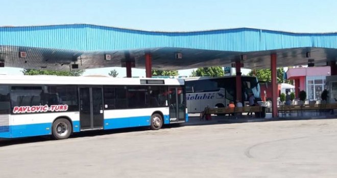 Naguraj i vozi: Putnici tokom vožnje od Gradiške do Banjaluke padali u nesvijest