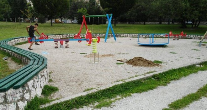 Srednjoškolci iz Njemačke, umjesto na ekskurziju, dolaze u Sarajevo: Skupili 15.000 eura za dječije igralište na Kovačima