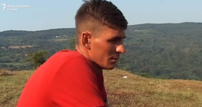 Izudin sa snimke koja je obišla svijet: Uzeo sam tu čokoladicu iz Mladićeve ruke... Da sam znao ko je, ne bih...