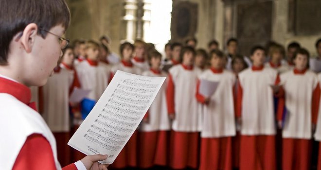 Najmanje 547 dječaka iz katoličkog hora je zlostavljano, istražitelj okrivljuje brata bivšeg pape Benedicta XVI