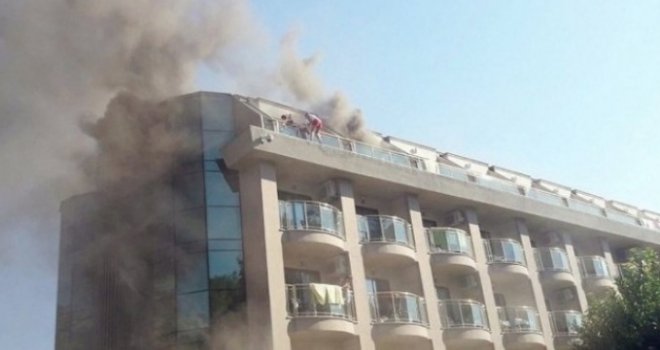 Haos u Antaliji: Požar u hotelu, stotine evakuiranih, ima i povrijeđenih