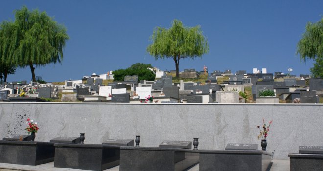 Sutra na Barama sahrana novinaru Nenadu Glušici