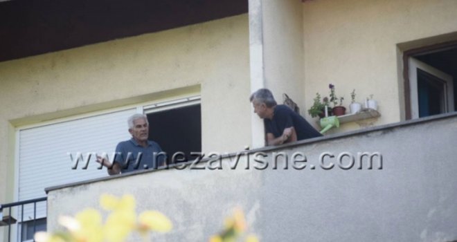 Muškarac prijeti da će skočiti sa zgrade u Banjoj Luci