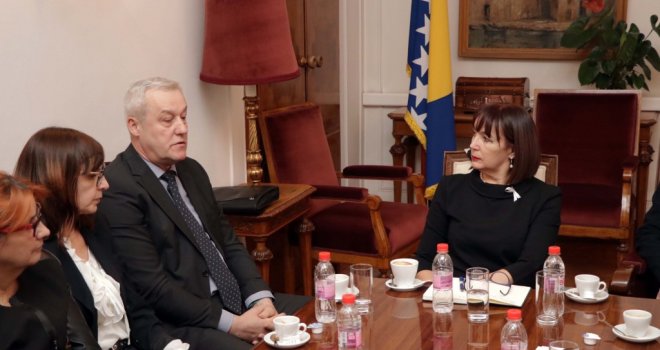 Da li će novi lijekovi protiv melanoma biti na A listi Federalnog fonda? 