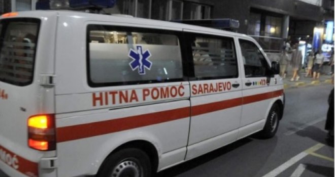 Užas na Ilidži: Dva muškarca i žena starici upali u kuću, tukli je i opljačkali