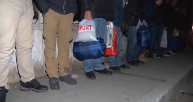 Velika akcija BiH i Hrvatske: Razbijen lanac krijumčarenja migrantima, naplaćivali od 350 do 2.800 eura