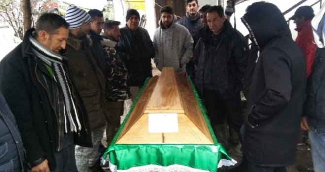 Dženaza Nazifu Mujiću: Umro je u bijedi i siromaštvu, stalno pokušavajući prehraniti porodicu