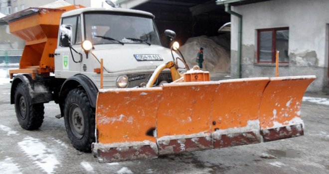Iz KJKP 'Rad' poručuju: Radimo svaki dan od jutra do ponoći, ulice u Sarajevu bit će čiste!   