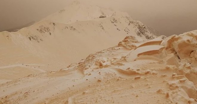 Narandžasti snijeg prekrio evropske vrhove: Meteorolozi tvrde da je uzrok...