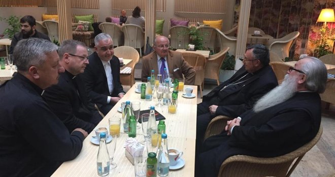 Čašica razgovora: Vjerski poglavari u BiH dogovorili neformalna druženja, evo ko je bio domaćin prvog sastanka