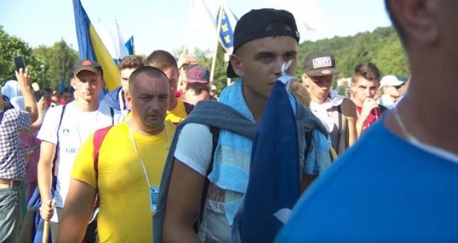 Učesnici pohoda mira 'Sarajevo-Nezuk-Potočari 2018' krenuli iz Sarajeva