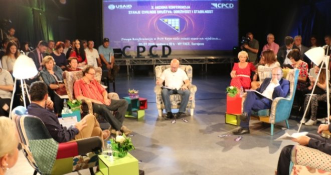 Kome idu novci iz budžeta: Stotine miliona KM sa svih nivoa u BiH, a javnost ništa ne vidi! 