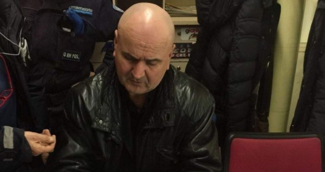 Bivši komandant Armije RBiH Hanefija Prijić Paraga uhapšen čim je stigao na Aerodrom u Sarajevu