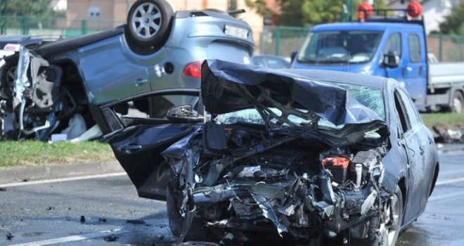 Vozač koji je uzrokovao krš i lom na zagrebačkim cestama bit će deportiran na psihijatriju u BiH