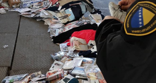 Službenici UIO BiH u četiri akcije zaplijenili krijumčarenu robu vrijednu više od 100.000 KM 