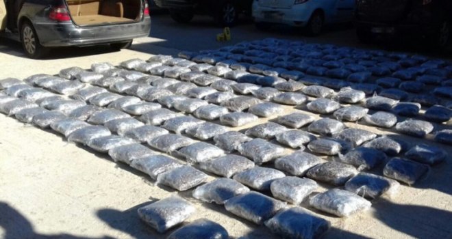 Sa 200 kilograma droge pali kod Bileće: Prvo prošla dva 'čistača', a onda Mercedes bh. oznaka...