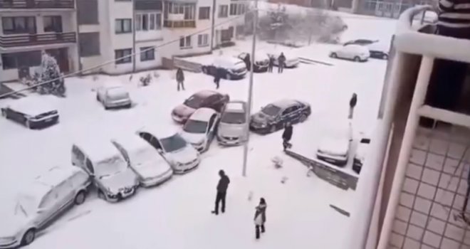 Lančani sudari u Lukavici: Jednim potezom uspio 'zakačiti' sedam auomobila!