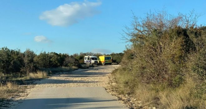 Strava kod Zadra: Muškarac ubio sestru, sestrića i još jednu ženu pa sebi oduzeo život