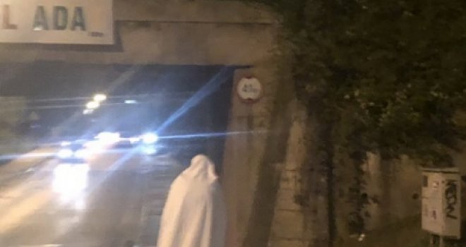 Kao u horor filmu: Muškarac prekriven bijelim čaršafom hodao po Buča Potoku, građani bili zatečeni...